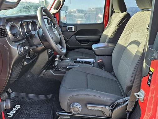 2022 Jeep Wrangler Sport