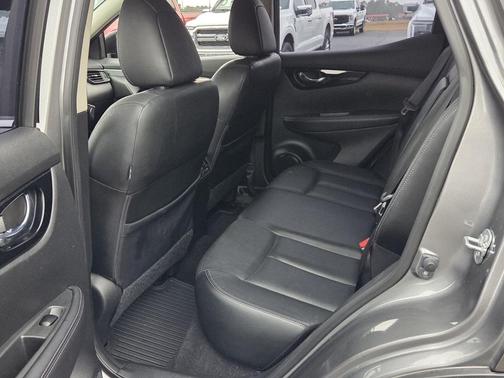 2017 Nissan Rogue Sport SL