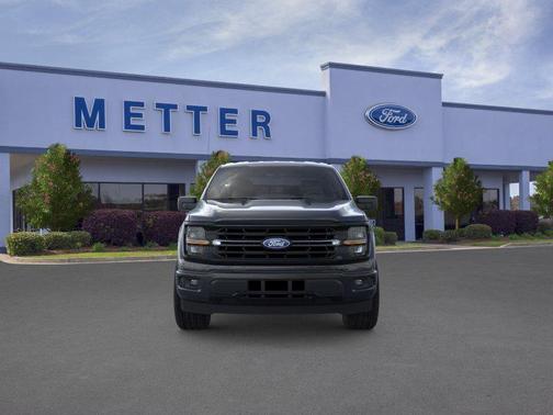 Agate Black Metallic 2026 Ford F-150 XLT