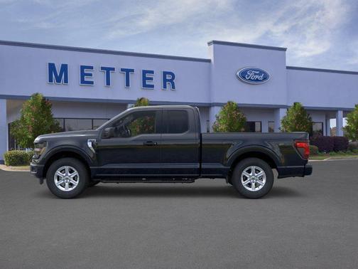 Agate Black Metallic 2026 Ford F-150 XLT