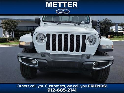 2022 Jeep Gladiator Sport S