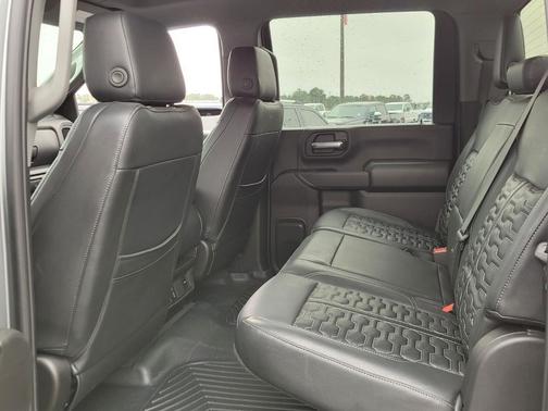 2025 Chevrolet Silverado 2500 Custom