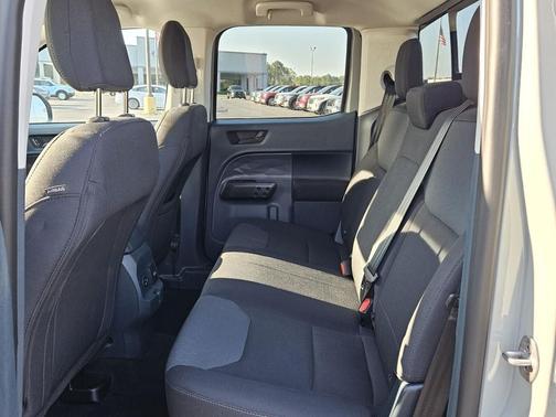 2022 Ford Maverick XL