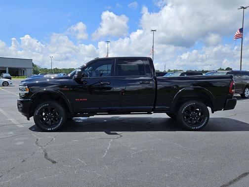 2024 RAM 3500 Laramie Crew Cab 4x4 6'4' Box