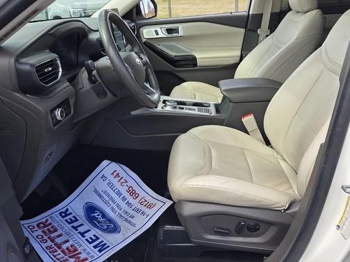 2023 Ford Explorer Platinum