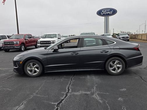 2023 Hyundai SONATA SE