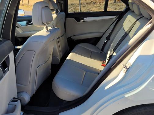2011 Mercedes-Benz C-Class Sport