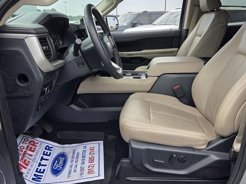 Iconic Silver Metallic 2024 Ford Expedition XLT