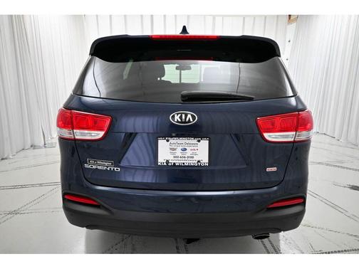 2016 Kia Sorento LX