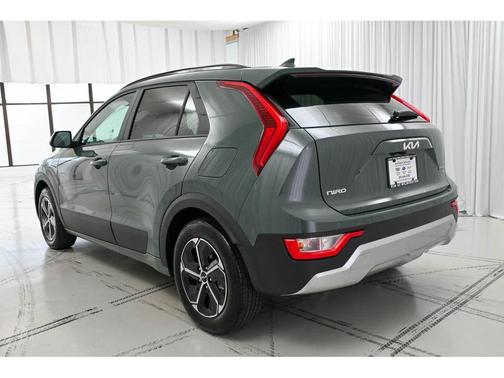 2026 Kia Niro EX