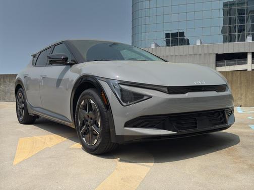2025 Kia EV6 Wind
