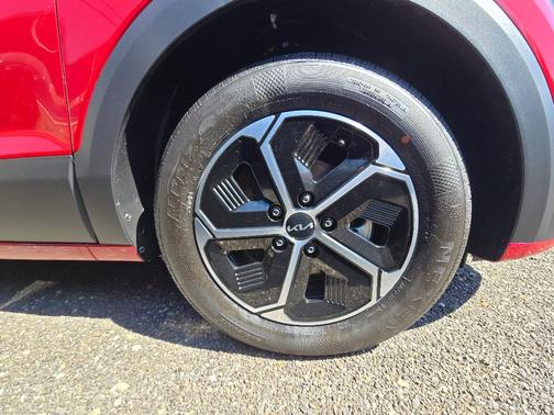 Runway Red 2026 Kia Niro EX