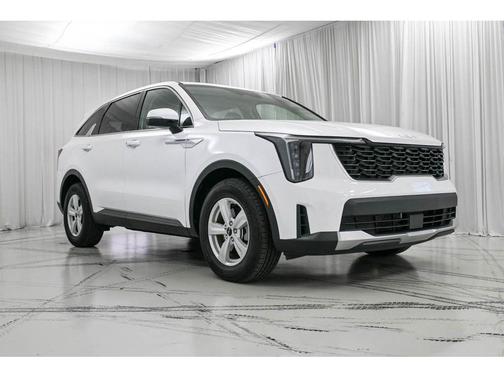 2025 Kia Sorento LX