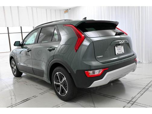 2026 Kia Niro EX