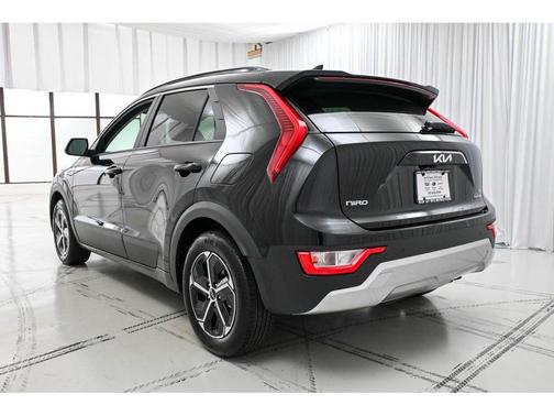 2025 Kia Niro EX