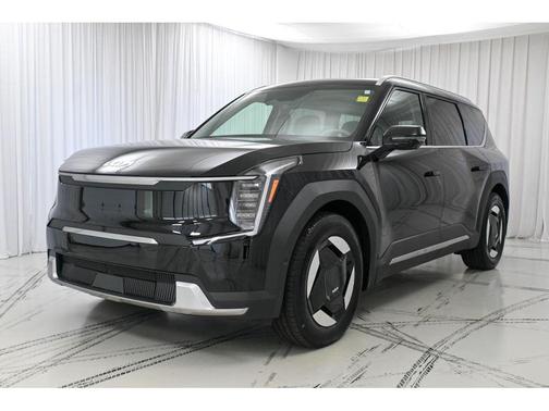 Ebony Black 2026 Kia EV9 Wind