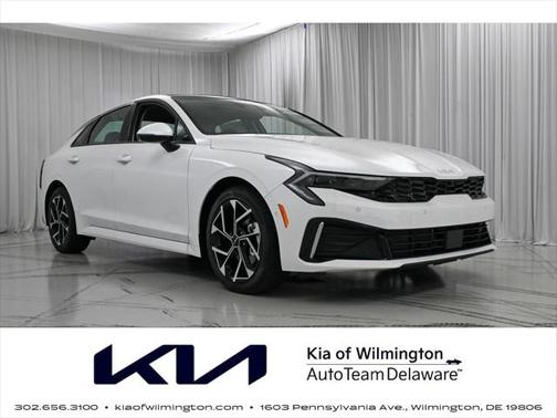 2025 Kia K5 EX
