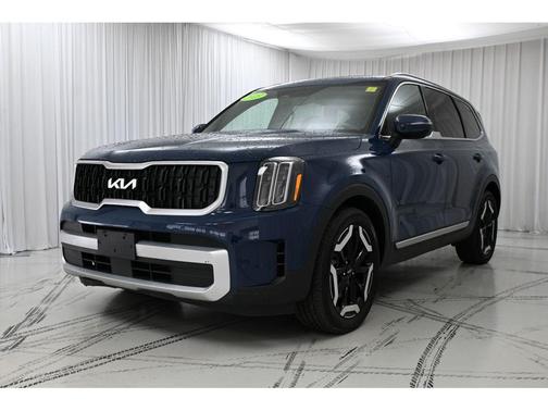 Midnight Lake Blue 2023 Kia Telluride EX
