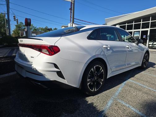2024 Kia K5 GT-Line