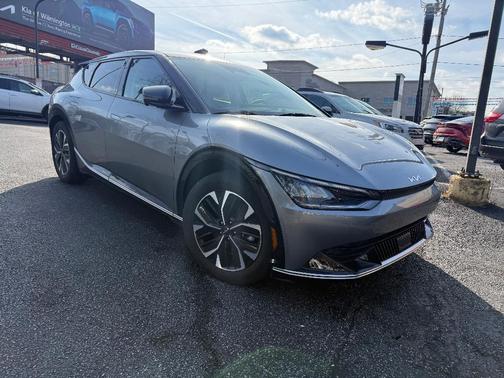 2024 Kia EV6 Wind