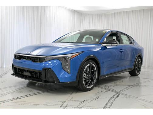 2025 Kia K4 GT-Line