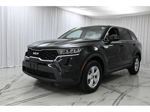 Ebony Black 2022 Kia Sorento LX