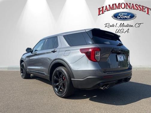 2022 Ford Explorer ST
