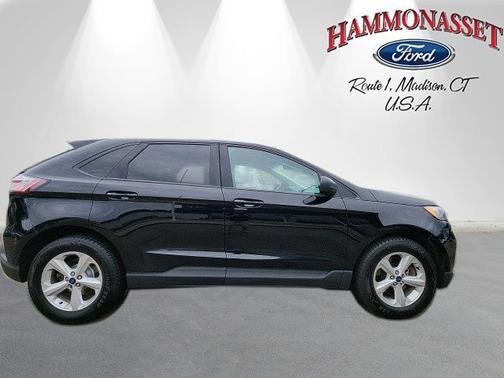 2020 Ford Edge SE