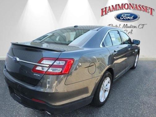 2015 Ford Taurus SEL