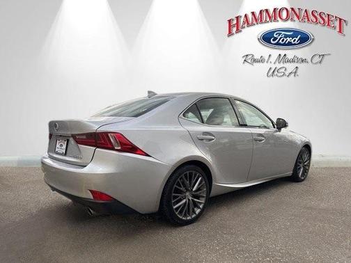 2016 Lexus IS 300 Base