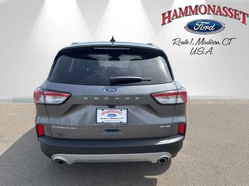 2022 Ford Escape Titanium