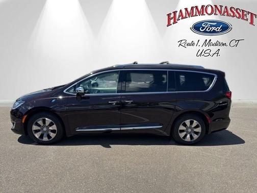 2017 Chrysler Pacifica PLATINUM