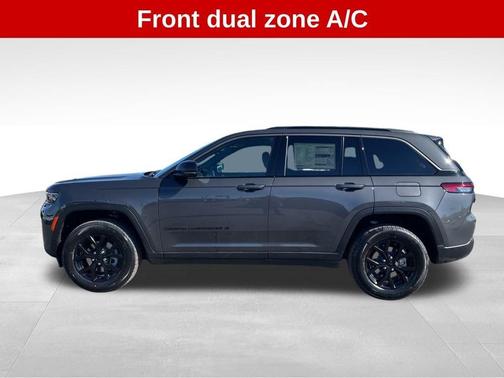 2026 Jeep Grand Cherokee Laredo