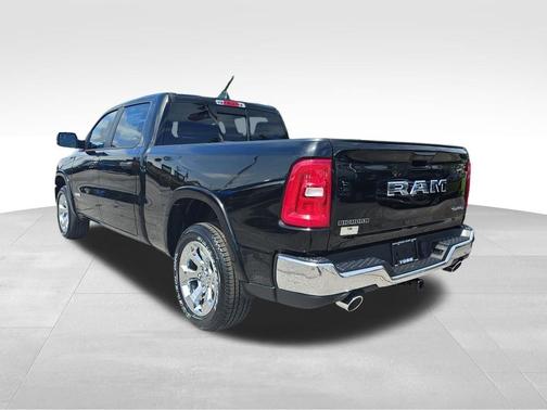 Diamond Black 2026 RAM 1500 Big Horn/Lone Star