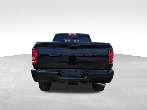Diamond Black 2026 RAM 2500 Tradesman