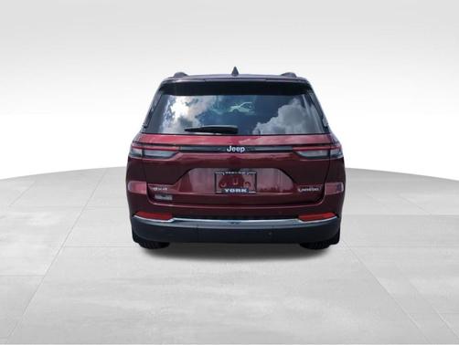 2025 Jeep Grand Cherokee Laredo X