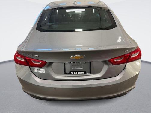 Sterling Gray Metallic 2024 Chevrolet Malibu LT