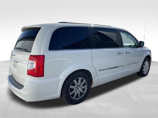 2011 Chrysler Town & Country Touring-L