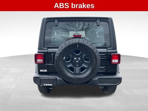 Black Clearcoat 2026 Jeep Wrangler Sport