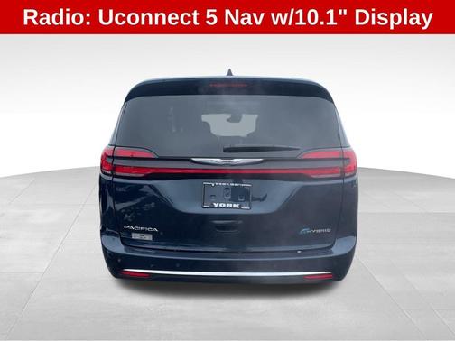 2024 Chrysler Pacifica Hybrid Pinnacle