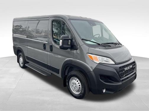 2025 RAM ProMaster 2500 Base