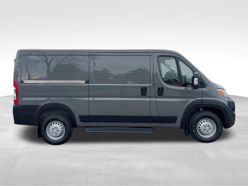 2025 RAM ProMaster 2500 Base