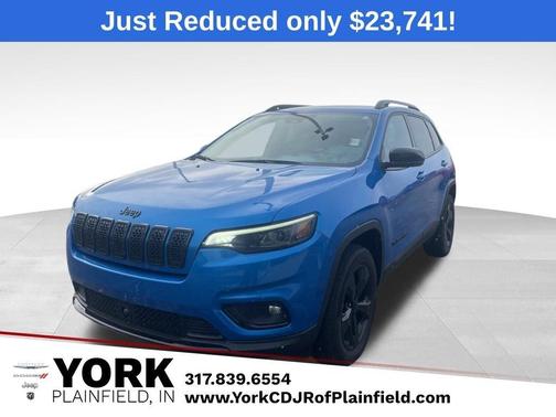 Hydro Blue Pearlcoat 2023 Jeep Cherokee Altitude Lux