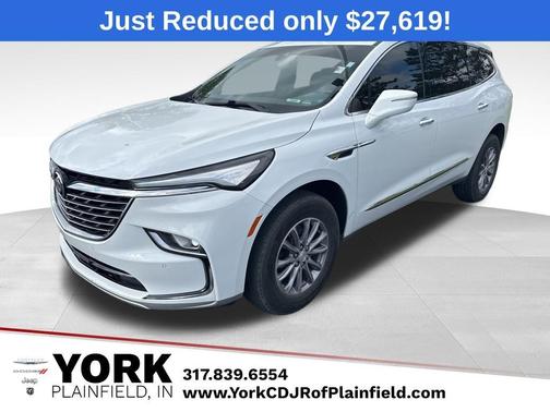 2022 Buick Enclave Essence