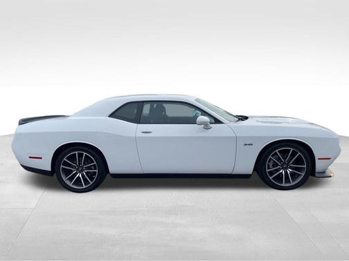 White 2023 Dodge Challenger R/T