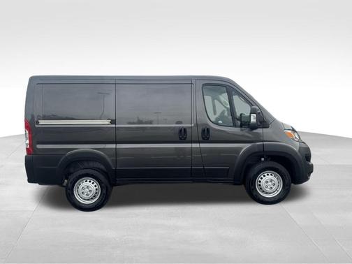 2025 RAM ProMaster 1500 Low Roof