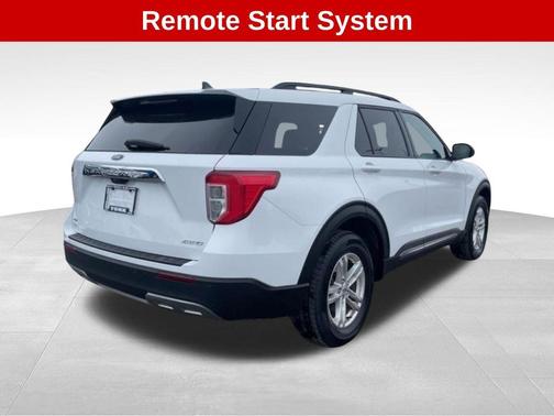 Oxford White 2023 Ford Explorer XLT