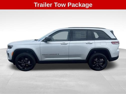 2024 Jeep Grand Cherokee Laredo