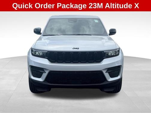 2024 Jeep Grand Cherokee Laredo