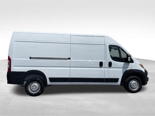 Bright White Clearcoat 2026 RAM ProMaster 2500 High Roof